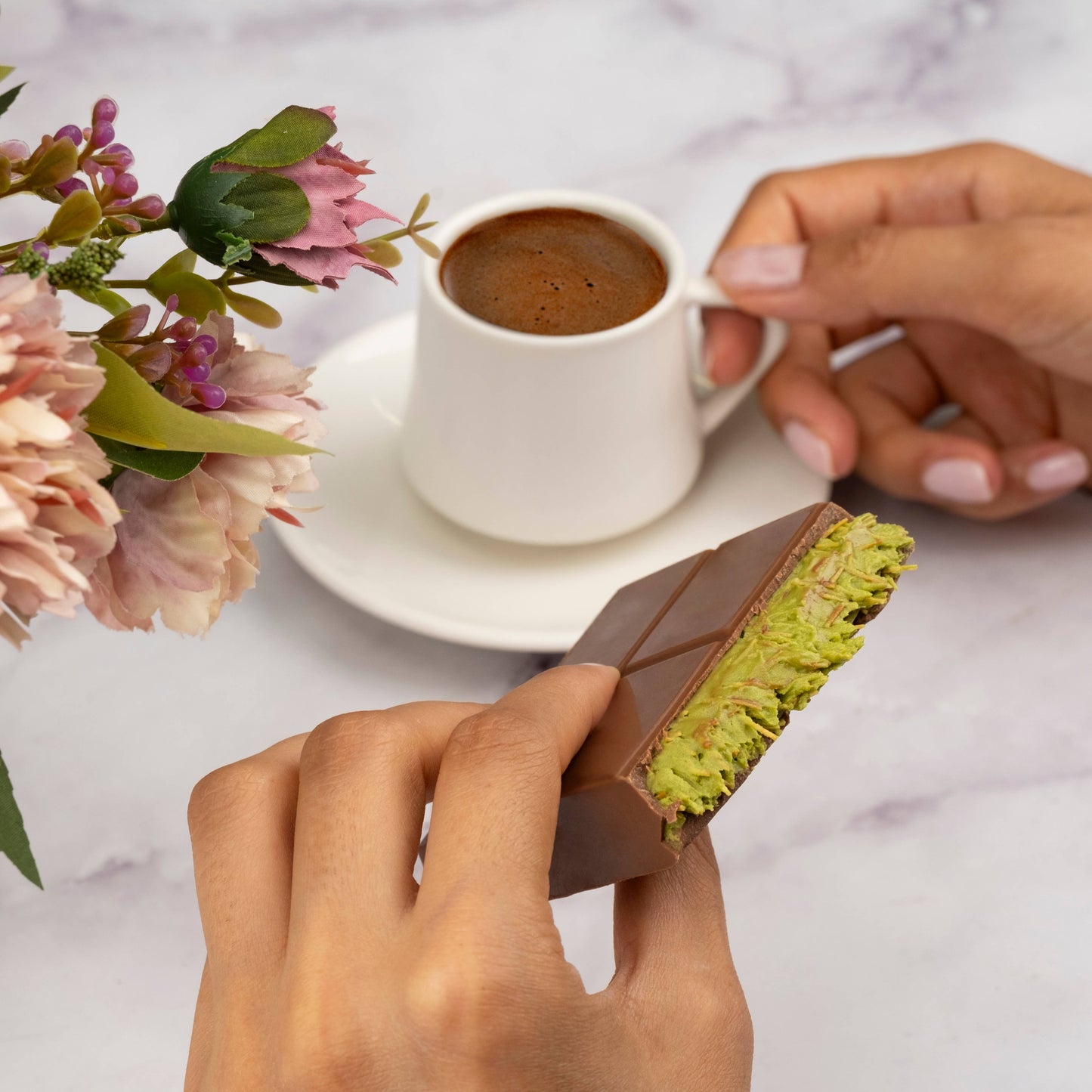 PatisLove Dubai Chocolate Bar – Premium Gourmet 100g